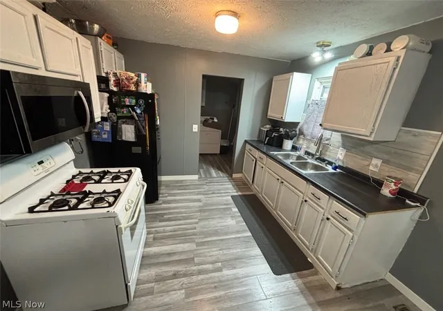 Photo 3 of Single family home for sale at 9888 Short Dr, Windham, OH 44288 | MLS# 5230919 | Listing updated on 2026-09-17