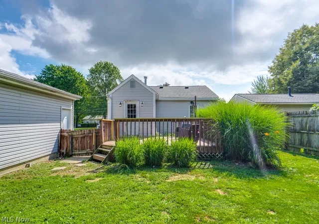 Photo 3 of Single family home for sale at 88 Taylor Rd, Barberton, OH 44203 | MLS# 5233152 | Listing updated on 2026-09-28