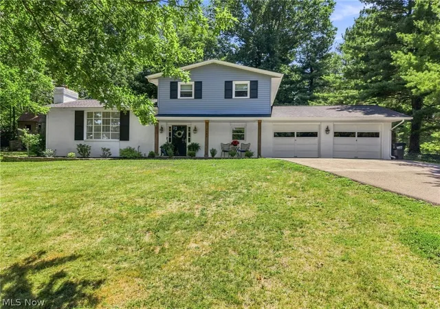 Photo 1 of Sale Pending at 1884 Spring Valley Ave Nw, Canton, OH 44708 | MLS# 5233184 | Listing updated on 2026-08-21