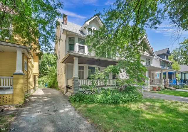 Photo 2 of Single family home for sale at 10001 Yale Ave, Cleveland, OH 44108 | MLS# 5232216 | Listing updated on 2026-08-03