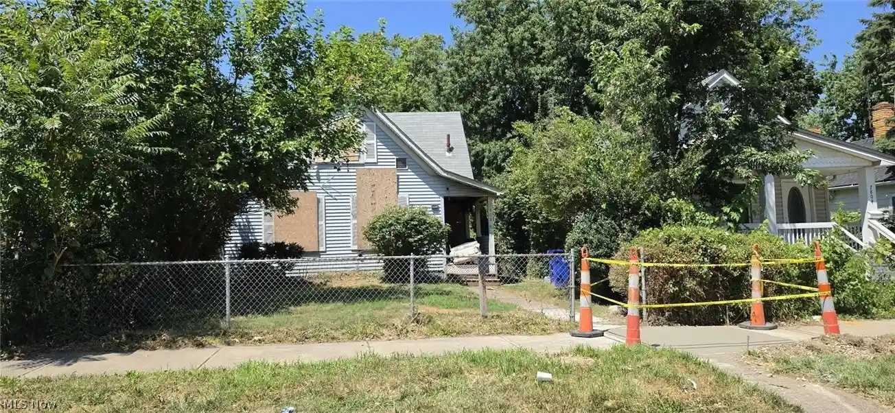 Photo 1 of Sale Pending at 7808 Elton Ave, Cleveland, OH 44102 | MLS# 5232696 | Listing updated on 2026-10-21