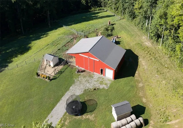 Photo 3 of Single family home for sale at 25601 Ridge Rd, East Rochester, OH 44625 | MLS# 5233215 | Listing updated on 2026-08-27