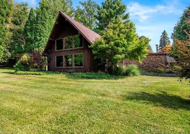 Photo 1 of Single family home for sale at 2804 Scheid Rd, Huron, OH 44839 | MLS# 5233240 | Listing updated on 2026-08-03