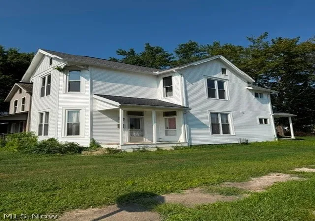 Photo 2 of Single family home for sale at 1329 Central Ave, Zanesville, OH 43701 | MLS# 5232723 | Listing updated on 2026-08-03