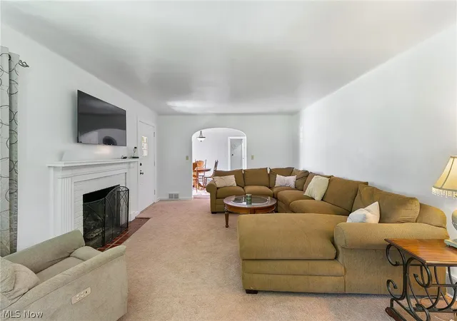 Photo 3 of Single family home for sale at 10901 Main St, New Middletown, OH 44442 | MLS# 5233369 | Listing updated on 2026-08-04