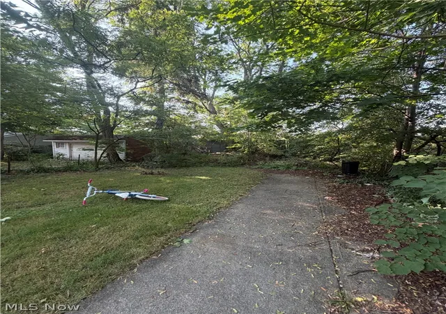 Photo 4 of Single family home for sale at 10610 Avon Ave, Cleveland, OH 44105 | MLS# 5233504 | Listing updated on 2026-09-17