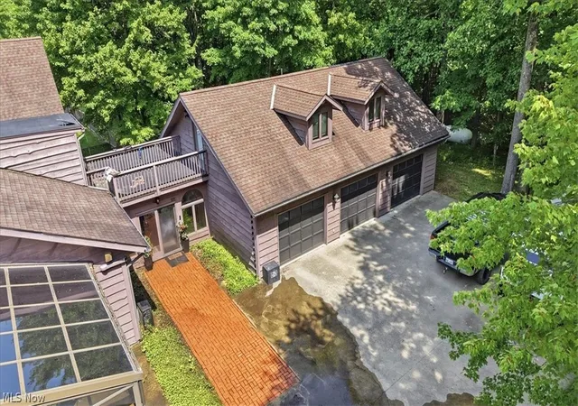 Photo 2 of Single family home for sale at 1221 Wittmer Rd, Mansfield, OH 44903 | MLS# 5233506 | Listing updated on 2026-08-04