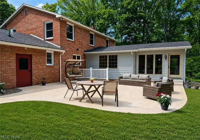 Photo 2 of Sale Pending at 12781 W Middletown Rd, Salem, OH 44460 | MLS# 5233259 | Listing updated on 2026-08-31