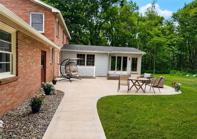 Photo 3 of Sale Pending at 12781 W Middletown Rd, Salem, OH 44460 | MLS# 5233259 | Listing updated on 2026-08-31