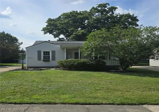 Photo 1 of Sale Pending at 1390 Patchen Ave Se, Warren, OH 44484 | MLS# 5229686 | Listing updated on 2026-08-25