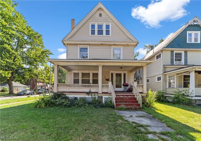Photo 1 of Single family home for sale at 1202 Middle Ave, Elyria, OH 44035 | MLS# 5233407 | Listing updated on 2026-08-14