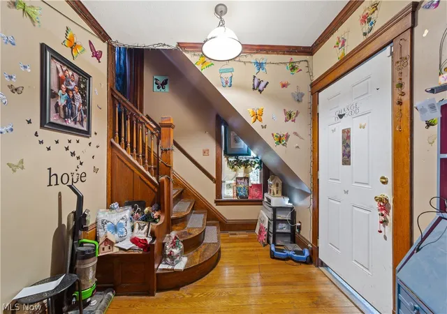 Photo 3 of Single family home for sale at 1202 Middle Ave, Elyria, OH 44035 | MLS# 5233407 | Listing updated on 2026-09-29
