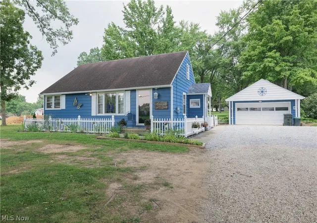 Photo 1 of Single family home for sale at 961 Wall Rd, Wadsworth, OH 44281 | MLS# 5233507 | Listing updated on 2026-08-17
