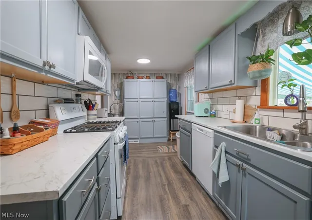 Photo 5 of Single family home for sale at 961 Wall Rd, Wadsworth, OH 44281 | MLS# 5233507 | Listing updated on 2026-08-17