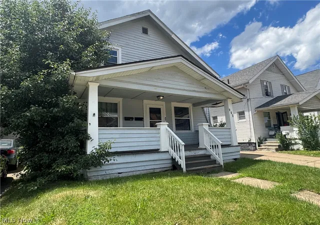 Photo 1 of Multi family home for sale at 902 Columbia Ave, Akron, OH 44310 | MLS# 5233280 | Listing updated on 2026-09-17