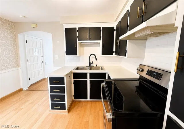 Photo 3 of Sale Pending at 5811 Allanwood Dr, Cleveland, OH 44129 | MLS# 5230196 | Listing updated on 2026-09-01