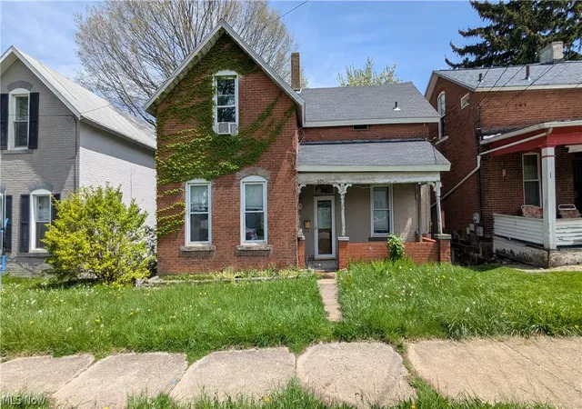 Photo 1 of Single family home for sale at 273 S Adams St, Mansfield, OH 44902 | MLS# 5204778 | Listing updated on 2026-08-25