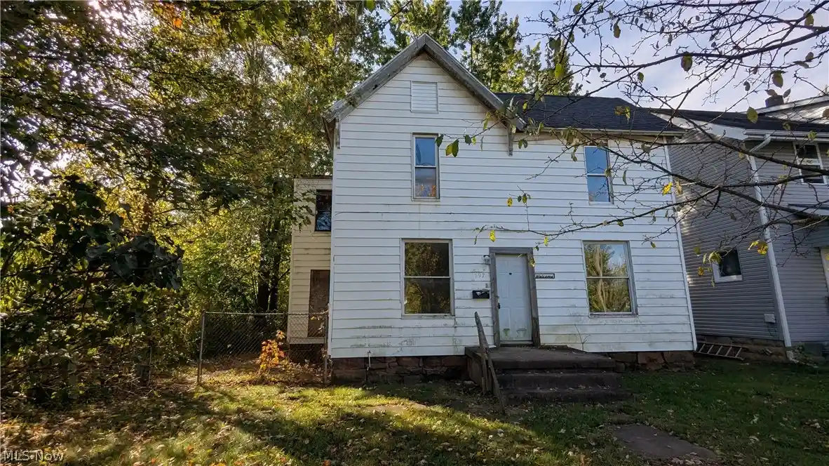 Single family home for sale at 197 Buckingham Ave, Mansfield, OH 44903 | MLS# 5204774