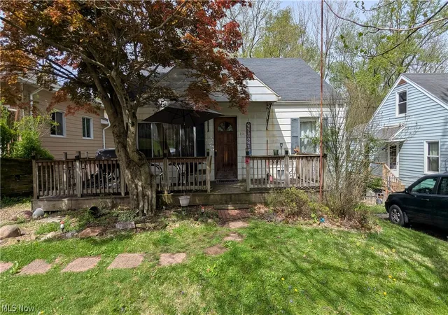 Photo 1 of Single family home for sale at 380 Emerald Ave, Mansfield, OH 44907 | MLS# 5204780 | Listing updated on 2026-08-25