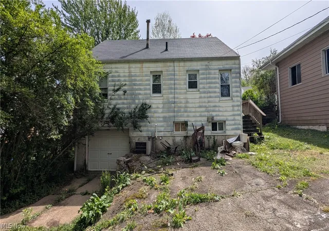 Photo 2 of Single family home for sale at 380 Emerald Ave, Mansfield, OH 44907 | MLS# 5204780 | Listing updated on 2026-08-25