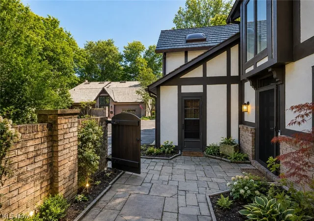 Photo 3 of Townhouse for sale at 10 Hidden Valley Dr #10, Rocky River, OH 44116 | MLS# 5233490 | Listing updated on 2026-09-30