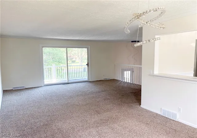 Photo 4 of Single family home for sale at 6727 Amsel Ave NE, Canton, OH 44721 | MLS# 5233604 | Listing updated on 2026-08-04