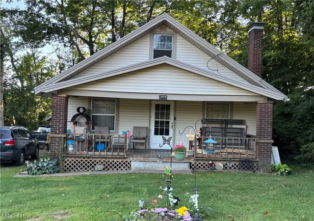 Photo 1 of Single family home for sale at 2806 3rd Street Ne, Canton, OH 44704 | MLS# 5233572 | Listing updated on 2026-08-06