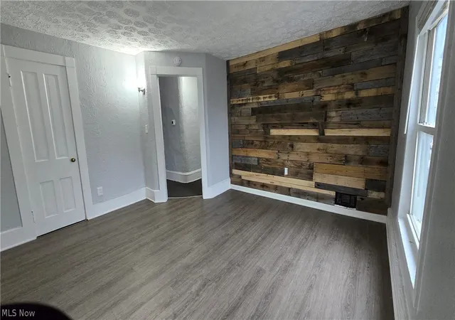 Photo 3 of Sale Pending at 1412 Woodland Ave Nw, Canton, OH 44703 | MLS# 5233622 | Listing updated on 2026-10-02