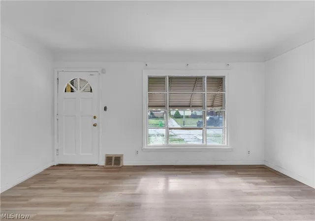 Photo 3 of Sale Pending at 4758 E 88th Street, Cleveland, OH 44125 | MLS# 5233634 | Listing updated on 2026-08-25