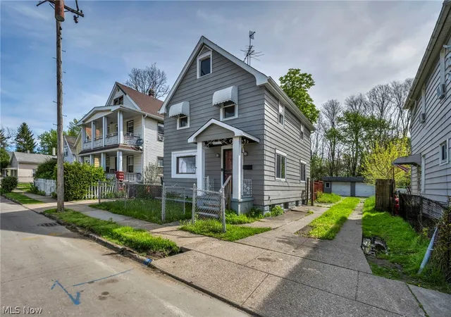 Photo 3 of Single family home for sale at 3069 E 67th Street, Cleveland, OH 44127 | MLS# 5233473 | Listing updated on 2026-08-04