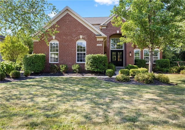 Photo 1 of Sale Pending at 35263 Emory Dr, Avon, OH 44011 | MLS# 5233676 | Listing updated on 2026-08-10
