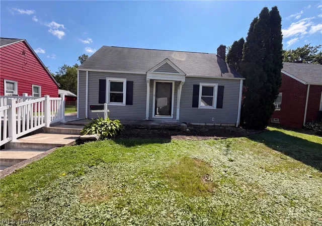 Photo 1 of Sale Pending at 841 Chinook Ave, Akron, OH 44305 | MLS# 5233723 | Listing updated on 2026-08-14