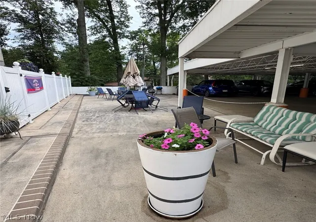 Photo 4 of Condo for sale at 275 N Portage Path, Akron, OH 44303 | MLS# 5233412 | Listing updated on 2026-08-18
