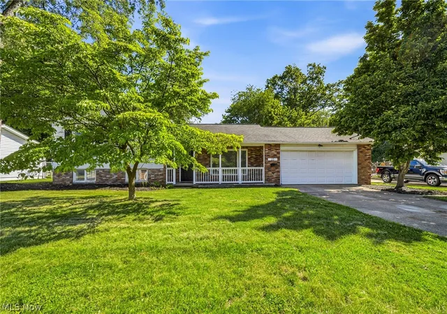 Photo 3 of Single family home for sale at 25 S Doan Ave, Painesville, OH 44077 | MLS# 5233615 | Listing updated on 2026-10-01