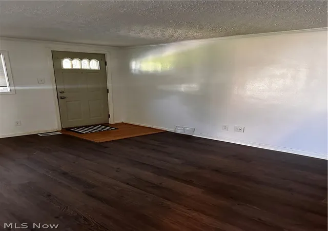 Photo 4 of Single family home for sale at 1485 3rd Street, Lakemore, OH 44250 | MLS# 5233755 | Listing updated on 2026-08-12