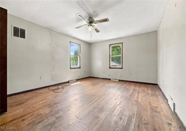 Photo 4 of Single family home for sale at 178 Groveland St, Oberlin, OH 44074 | MLS# 5232020 | Listing updated on 2026-08-27