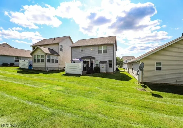 Listing Photo 2 - Condo for sale in building located at 5281 Deer Trace Dr, Kent, OH 44240 - Unit #