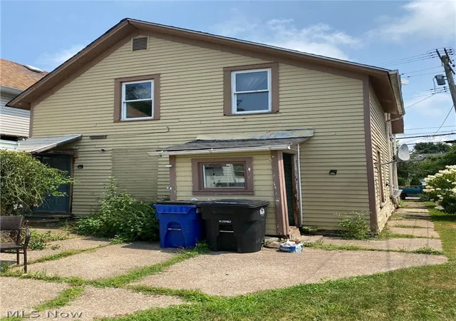 Photo 2 of House for sale at 2060 W 44th Street, Cleveland, OH 44113 | MLS# 5233813 | Listing updated on 2026-09-01