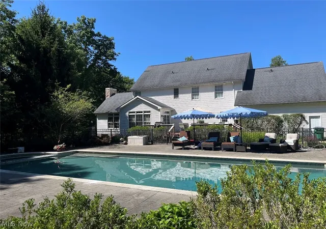 Photo 2 of Sale Pending at 7895 Arlington Dr, Chesterland, OH 44026 | MLS# 5233153 | Listing updated on 2026-08-06