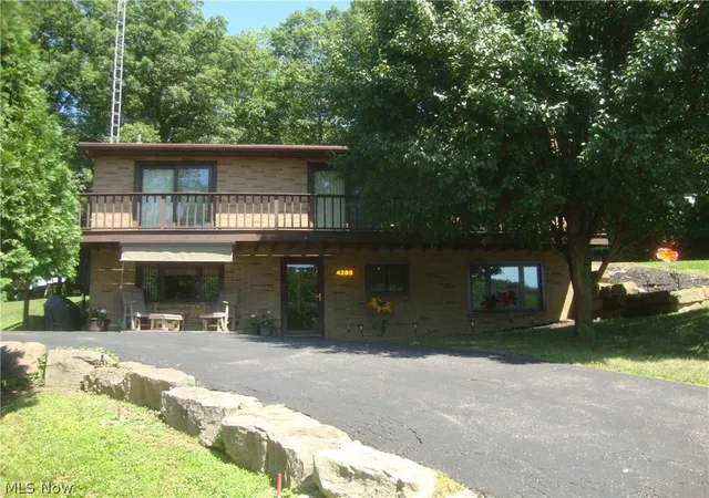 Photo 1 of Sale Pending at 4285 Mineral City Zoar Rd Ne, Mineral City, OH 44656 | MLS# 5233808 | Listing updated on 2026-10-03