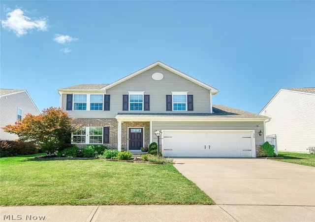 Photo 2 of Single family home for sale at 1578 Westover Dr, Willoughby, OH 44094 | MLS# 5233742 | Listing updated on 2026-08-31