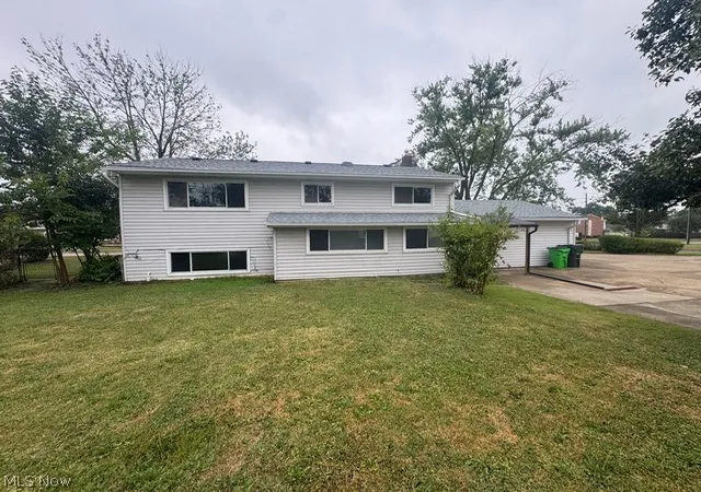 Photo 3 of Single family home for sale at 24051 Columbus Rd, Bedford, OH 44146 | MLS# 5233843 | Listing updated on 2026-08-05