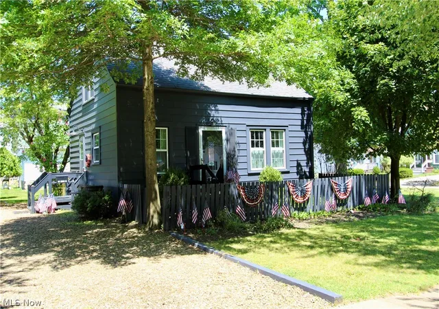 Photo 1 of Sale Pending at 133 South St, Medina, OH 44256 | MLS# 5233498 | Listing updated on 2026-08-16