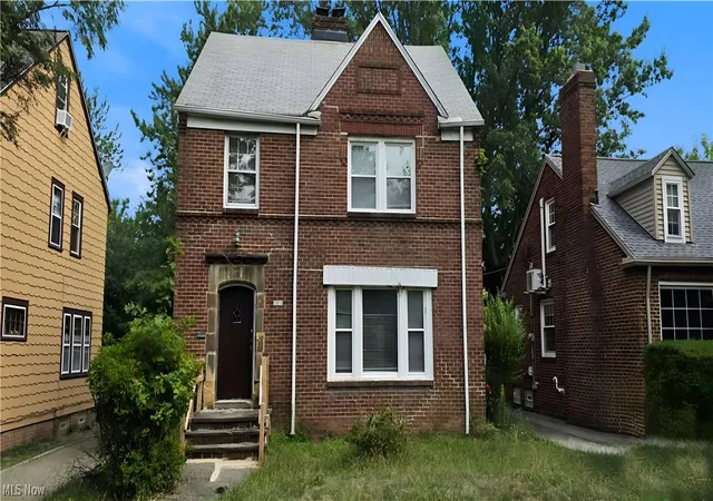 Photo 1 of Sale Pending at 3531 Bainbridge Rd, Cleveland, OH 44118 | MLS# 5233862 | Listing updated on 2026-08-17