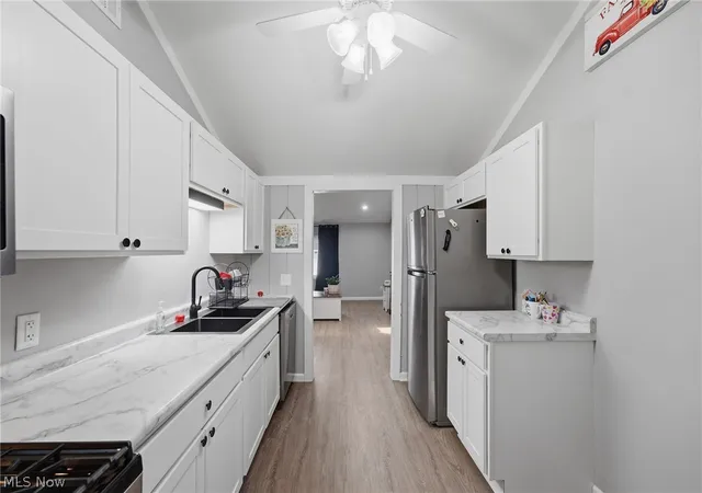 Photo 3 of Single family home for sale at 5599 Grove Ave, Mentor, OH 44060 | MLS# 5233582 | Listing updated on 2026-09-21