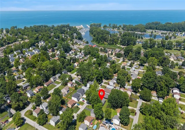 Photo 4 of Single family home for sale at 5599 Grove Ave, Mentor, OH 44060 | MLS# 5233582 | Listing updated on 2026-09-21