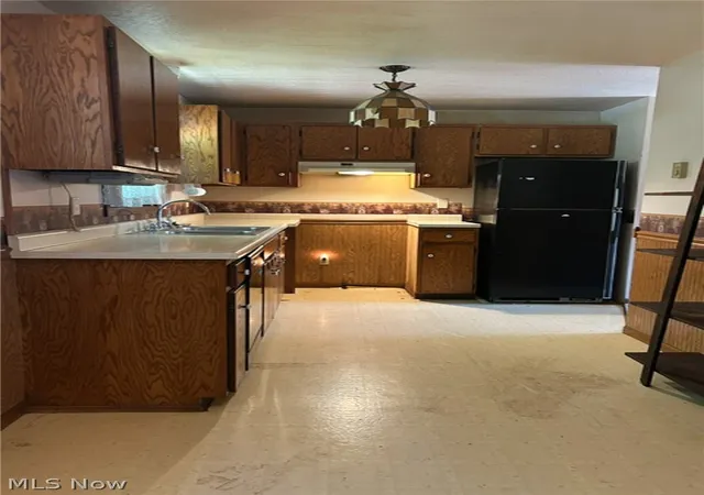 Photo 3 of Sale Pending at 145 Jackson St, Doylestown, OH 44230 | MLS# 5233917 | Listing updated on 2026-08-28