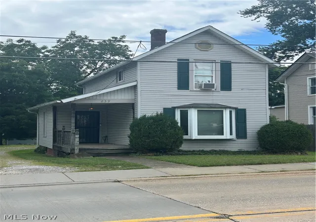 Photo 1 of Single family home for sale at 239 S Huntington, Medina, OH 44256 | MLS# 5233101 | Listing updated on 2026-08-05