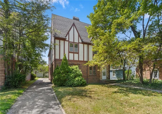 Photo 2 of Multi family home for sale at 3544 Lynnfield Rd, Shaker Heights, OH 44122 | MLS# 5233360 | Listing updated on 2026-08-27