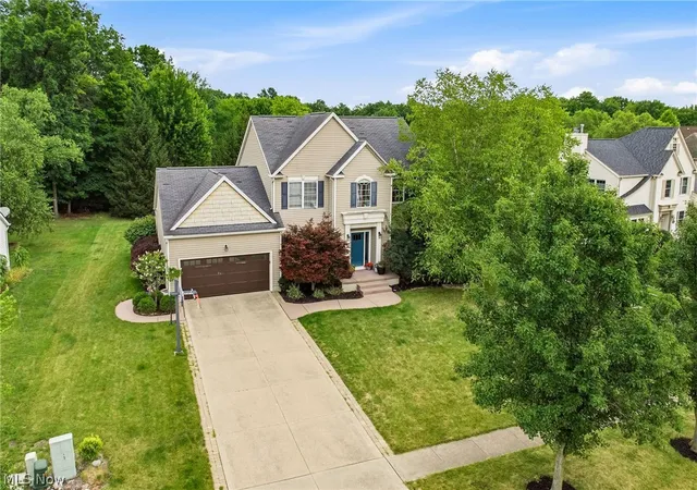 Photo 2 of Sale Pending at 5859 Trystin Tree Dr, Medina, OH 44256 | MLS# 5233095 | Listing updated on 2026-08-24